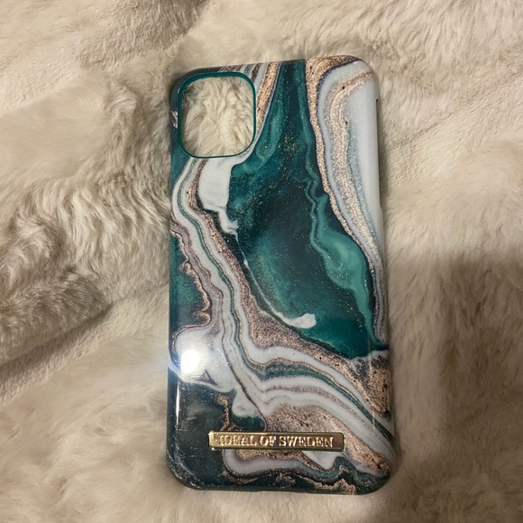 Ideal of Sweden IPhone 11 case - Picture 1 of 2